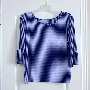 Sourhern Tide XL Lt/Dk Blue Striped Top with Contrasting Trim & Ruffled Sleeves